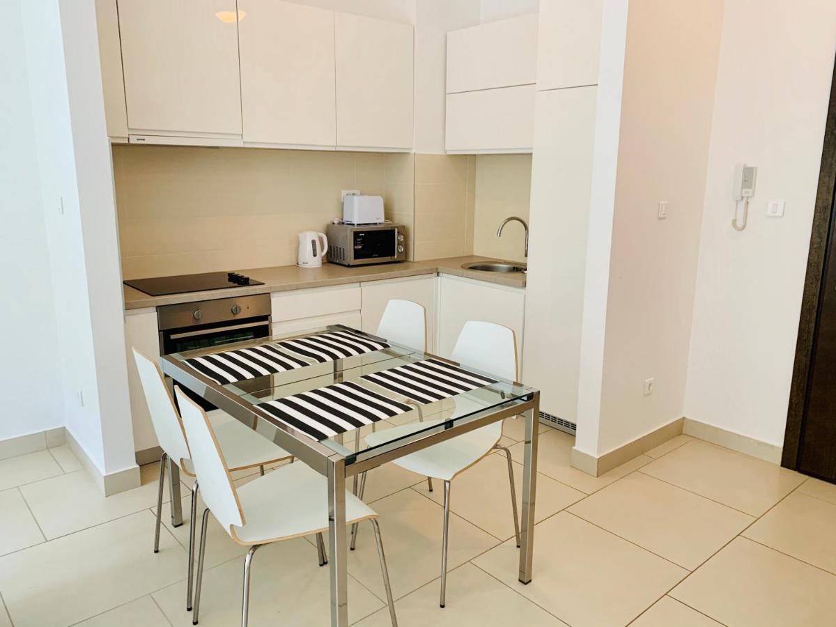 Lavender Bay F7 Apartment *